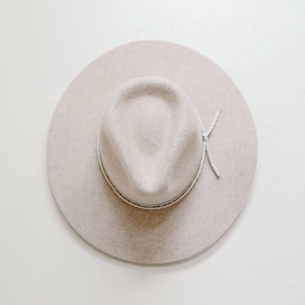 MaldivesMoon-Oatmeal-FeltHat-AmericanHatMakers-_2.jpg