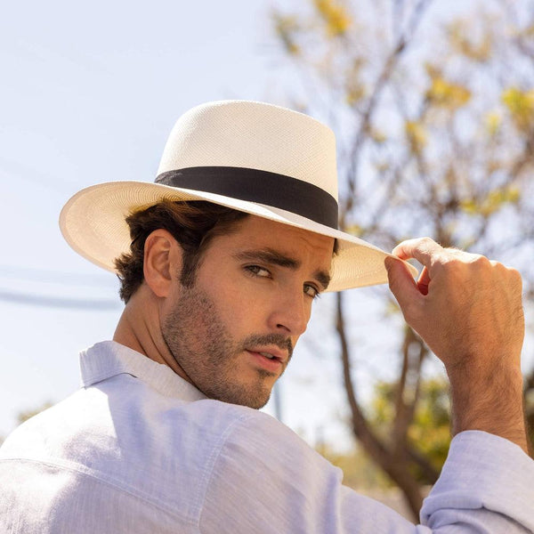 Medellin-White-Straw-Panama-SunHat-AmericanHatMakers-Men.jpg