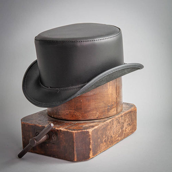 bromley-unbanded-black-leather-top-hat-_1_45cd6185-beda-48e4-b48f-25140f27fce5.jpg